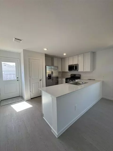 3031 Mallorca Dr, Conroe, TX 77301 photo 1