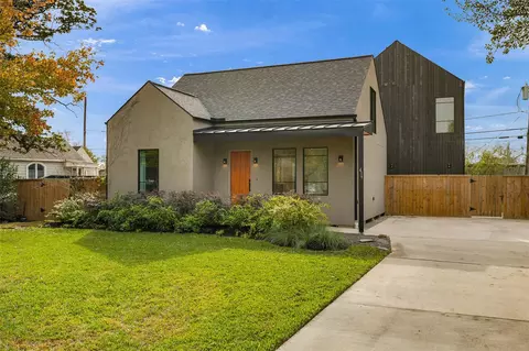 419 W 30th St, Houston, TX 77018