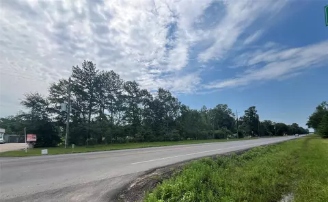41702 Woodway St, Magnolia, TX 77354
