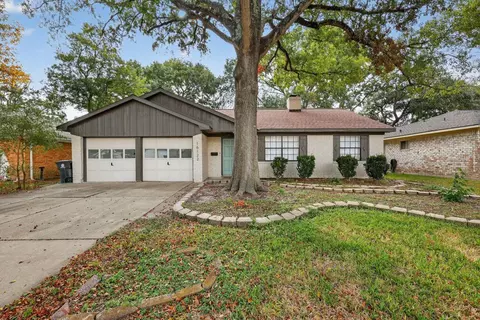 16122 Rill Ln, Houston, TX 77062
