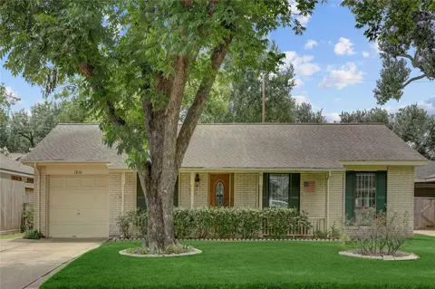 1810 Locksford St, Houston, TX 77008