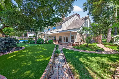 Exterior - 9303 Tranquil Park Dr, Spring, TX 77379 photo 4 of 12