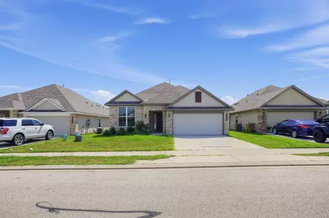 213 New Dawn Trl, Huntsville, TX 77320