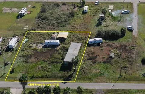 1808 Front Ave, Port Bolivar, TX 77650