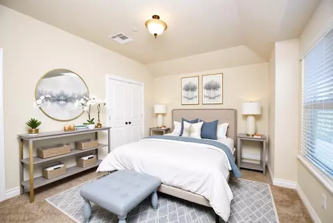 Bedroom - 9022 Centennial Dr, Conroe, TX 77384 photo 3 of 11