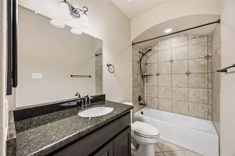 Bath - 9022 Centennial Dr, Conroe, TX 77384 photo 6 of 6
