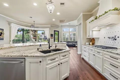Kitchen - 3630 Orca Ct, Spring, TX 77388 photo 3 of 4