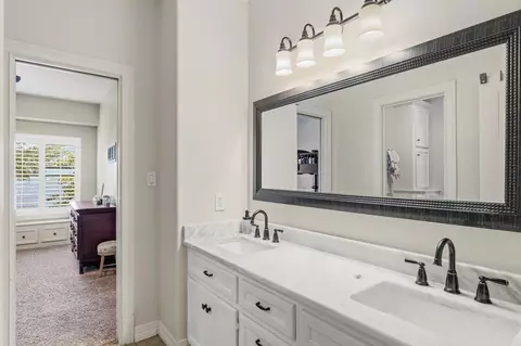 Bath - 3630 Orca Ct, Spring, TX 77388 photo 4 of 9