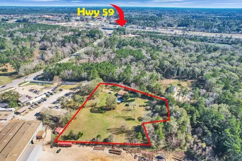 14676 Duke Rd, Splendora, TX 77372