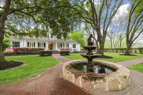 1400 County Road 2094, Liberty, TX 77575