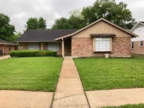4414 Willowbend Blvd, Houston, TX 77035