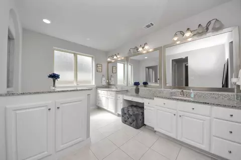 Entry Way - 10127 Blythe St, Rosharon, TX 77583 photo 3 of 5