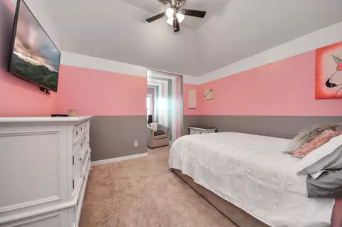 Bedroom - 10127 Blythe St, Rosharon, TX 77583 photo 5 of 5