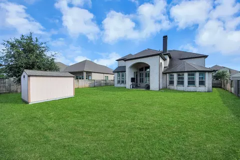 Exterior - 10127 Blythe St, Rosharon, TX 77583 photo 5 of 6