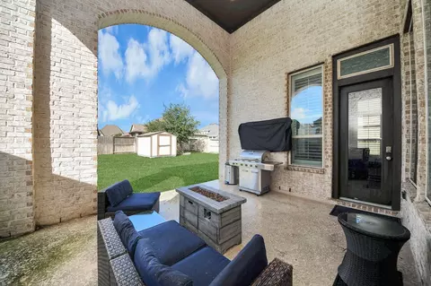 Exterior - 10127 Blythe St, Rosharon, TX 77583 photo 4 of 6