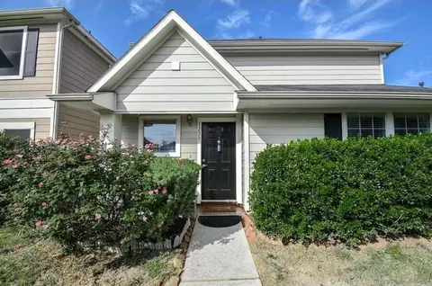 1229 Verde Trails Dr, Houston, TX 77073