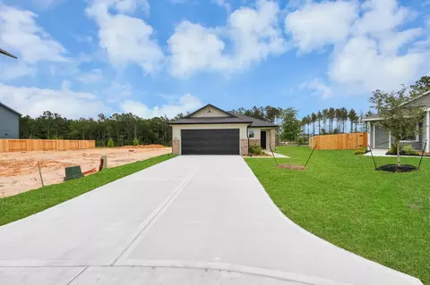 Exterior - 12825 Naval Dr, Conroe, TX 77306 photo 6 of 7