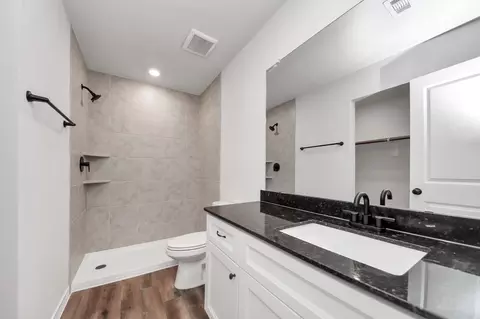 Bath - 12825 Naval Dr, Conroe, TX 77306 photo 2 of 3