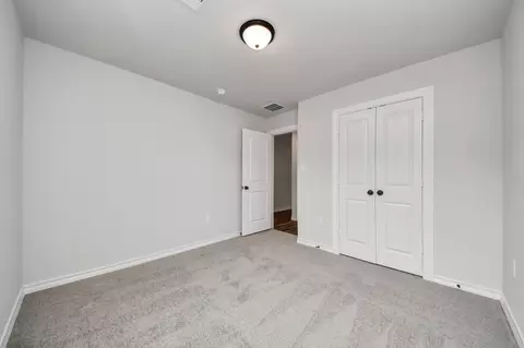 Bedroom - 12825 Naval Dr, Conroe, TX 77306 photo 4 of 9