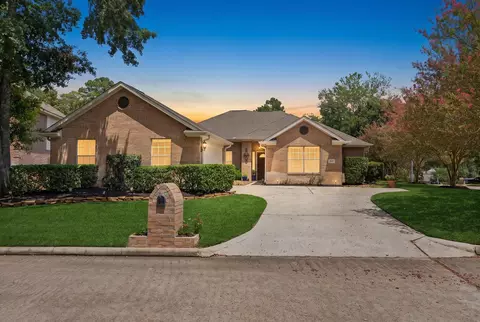 3721 Poets Ct, Montgomery, TX 77356