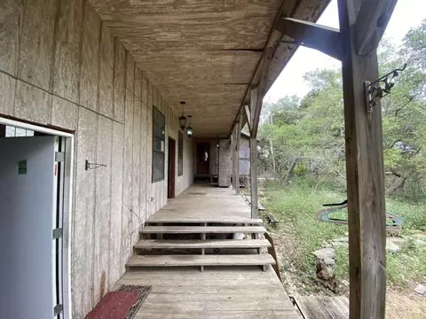 Exterior - 299 N Loop Dr, Blanco, TX 78606 photo 3 of 4