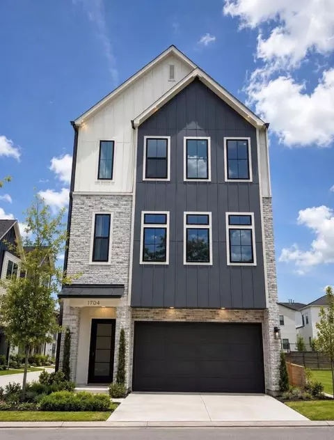8712 Padua Ln, Houston, TX 77055