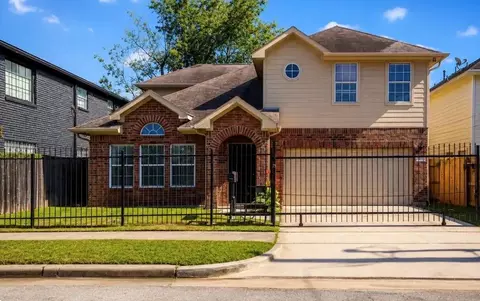 2215 Nettleton St, Houston, TX 77004