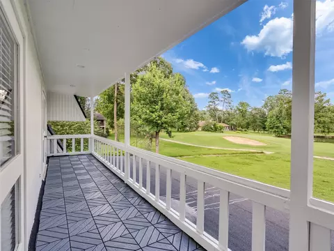 Exterior - 26 Cherry Hill Dr, Conroe, TX 77304 photo 3 of 4