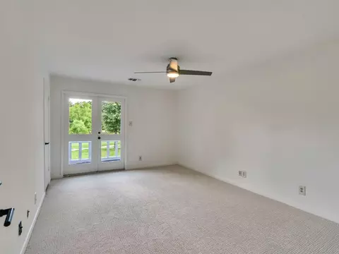 Bedroom - 26 Cherry Hill Dr, Conroe, TX 77304 photo 2 of 5