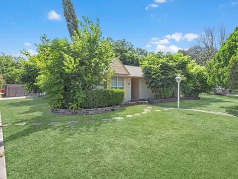 5747 Fontenelle Dr, Houston, TX 77035
