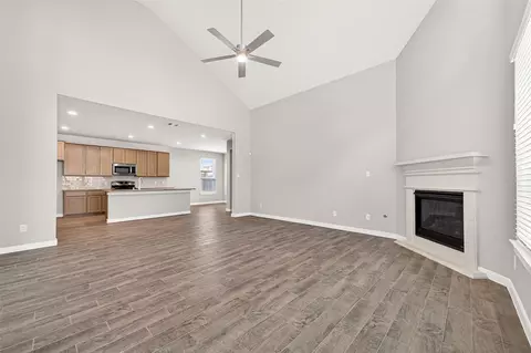 Living - 305 E Tranquil Fields Ln, Waller, TX 77484 photo 2 of 4