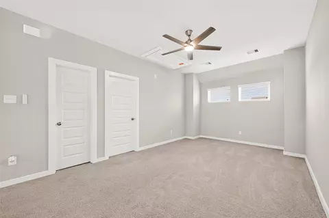 Bedroom - 305 E Tranquil Fields Ln, Waller, TX 77484 photo 13 of 17