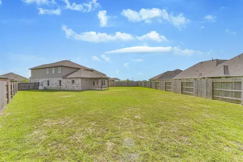 Exterior - 3607 Crosspointe Pass, Angleton, TX 77515 photo 6 of 8