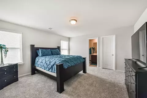 Bedroom - 3607 Crosspointe Pass, Angleton, TX 77515 photo 4 of 9