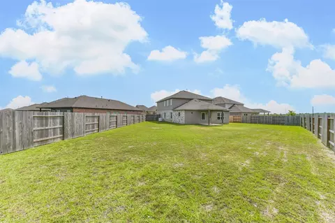 Exterior - 3607 Crosspointe Pass, Angleton, TX 77515 photo 7 of 8