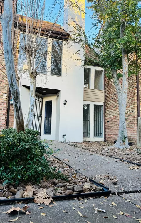 17210 Imperial Valley Dr #61, Houston, TX 77060
