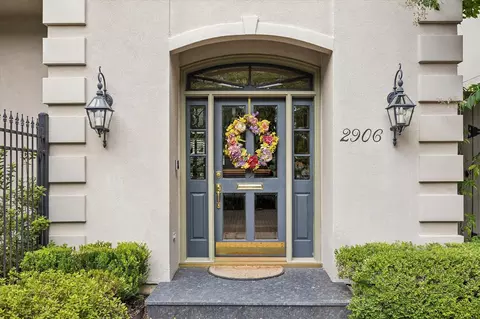 2906 Mid Ln, Houston, TX 77027