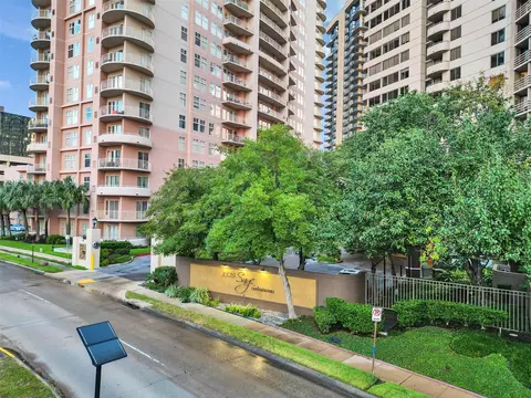 3525 Sage Rd #812, Houston, TX 77056
