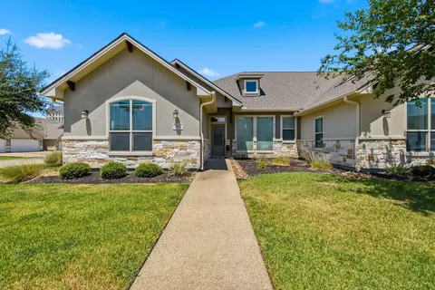3801 Estes Park, College Station, TX 77845