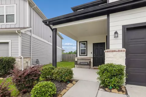 14507 Maple Field Dr, Houston, TX 77069
