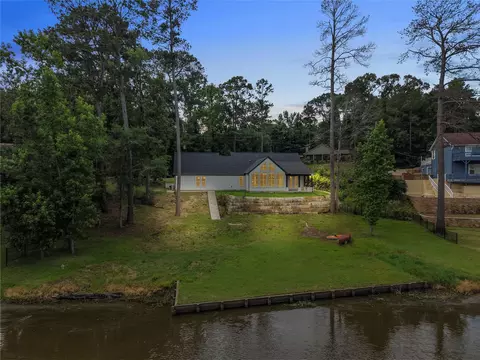 117 Cottonwood Rd, Trinity, TX 75862