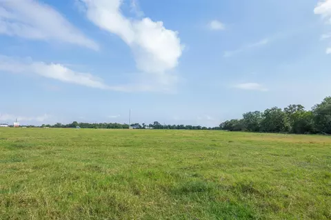 2500 Blk E Ih-10, Weimar, TX 78962