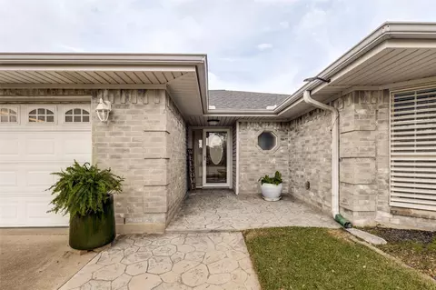 2507 N 18th St N, Texas City, TX 77590