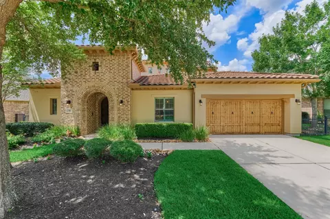 82 E Crystal Canyon Cir, The Woodlands, TX 77389