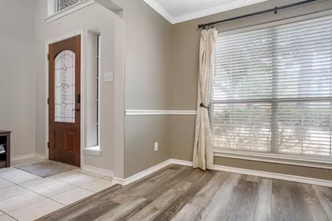 Entry Way - 20915 Sandy Briar Ct, Spring, TX 77379 photo 2 of 5