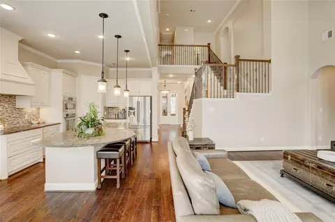 1500 Richland Hollow Ln, Friendswood, TX 77546