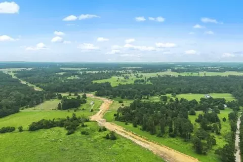 148 A Rogers Rd, New Waverly, TX 77358