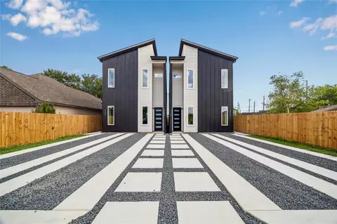 4413 4415 Buck St #A/B, Houston, TX 77020