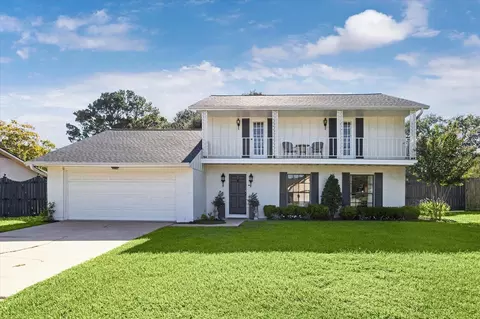 1802 Hickory Ln, Brenham, TX 77833