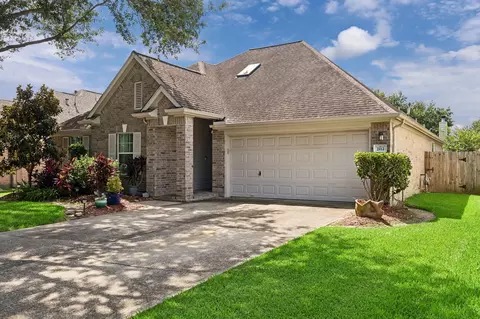 2112 Bristol Breeze Ln, League City, TX 77573